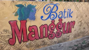 Mahasiswa KKN IAD Kunjungi Batik Manggur di Triwung Kidul