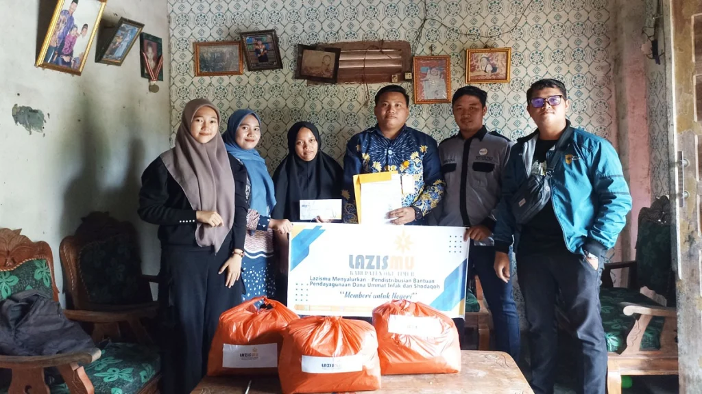 Lazismu OKU Timur Distribusikan Bantuan Terdampak Kebakaran