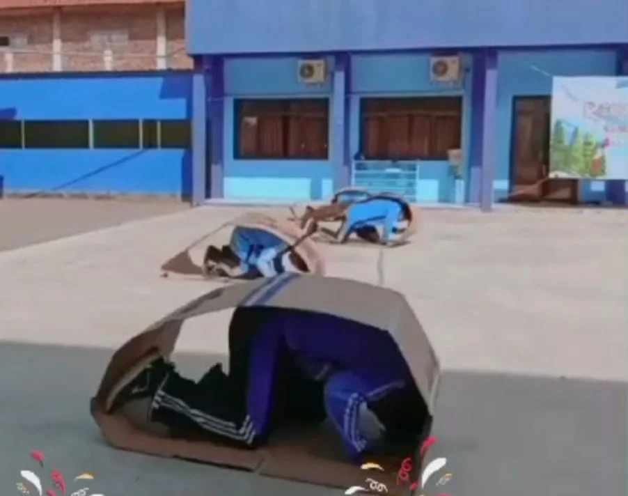 Siswa SMP Muhammadiyah 6 Krian Beradu Keterampilan dalam Lomba HUT Ke-79 RI