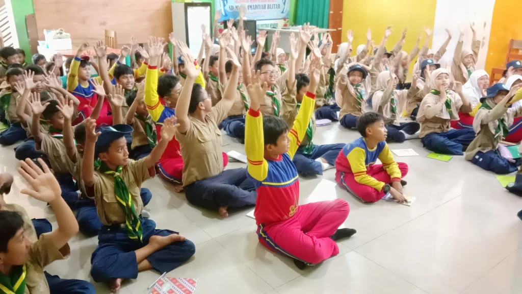 Latihan Qobilah Islamic School SD Muhtar Belajar Lagu Hymne HW Panduku