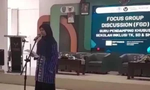 Puisi Indah GPK SMP Muhammadiyah 2 Kota Kediri