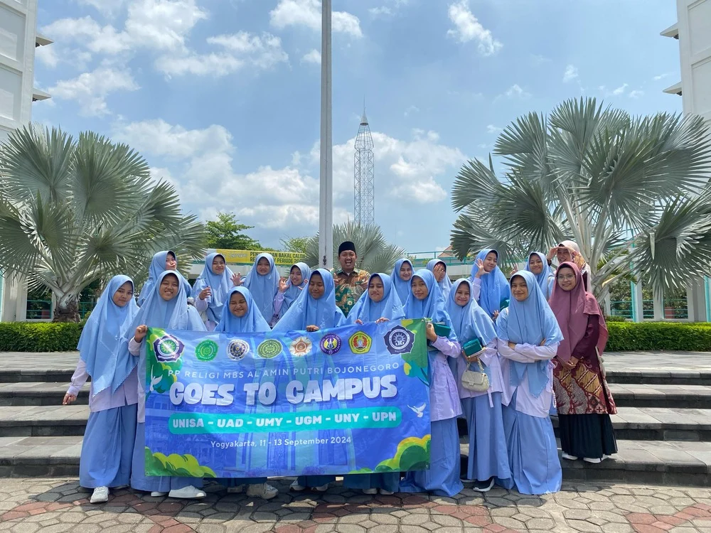 SMA MBS Al-Amin Bojonegoro Putri Gelar Studi Kampus ke Yogyakarta