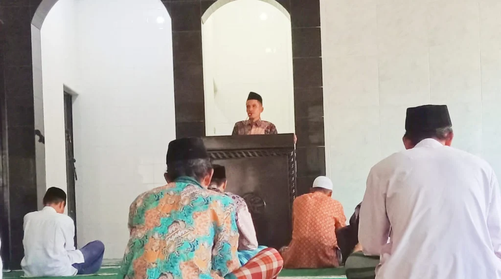 Khatib Jumat di Masjid Baitul Amin Serukan Taubatan Nasuha