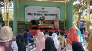 Peringatan Maulid Nabi di SD Almadany Hadirkan Bunda May dan Boneka Caca