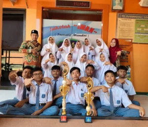SMA Muhammadiyah 7 Surabaya Raih Prestasi di LKBB Periksa 2024 Se-Jawa Timur
