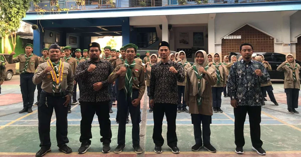 DA HW SMA Muh1ba Berikan Materi Pengenalan Reptil saat LKP