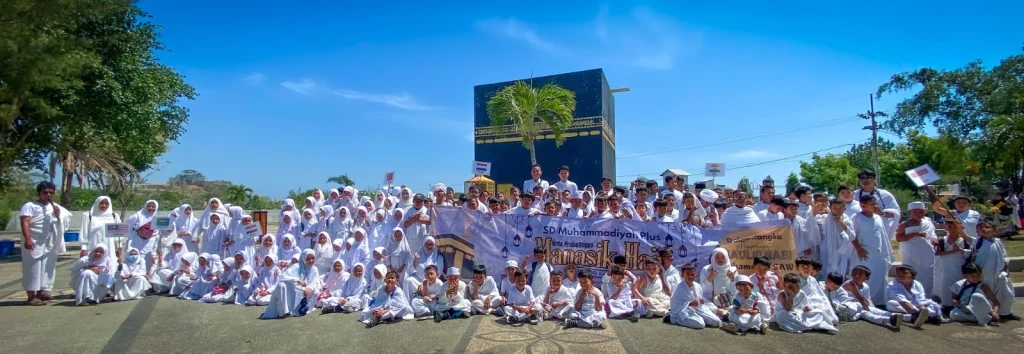 Manasik Haji: SD Muhammadiyah Plus Kota Probolinggo Tanamkan Karakter Islam Sejak Dini