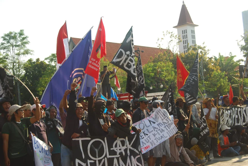 Forum Masyarakat Madani Maritim Gelar Aksi Tolak PSN Surabaya Waterfront Land