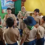 Latihan Qobilah HW Sekolah Kreatif SD Muhammadiyah Blitar Belajar Mars Wathoni