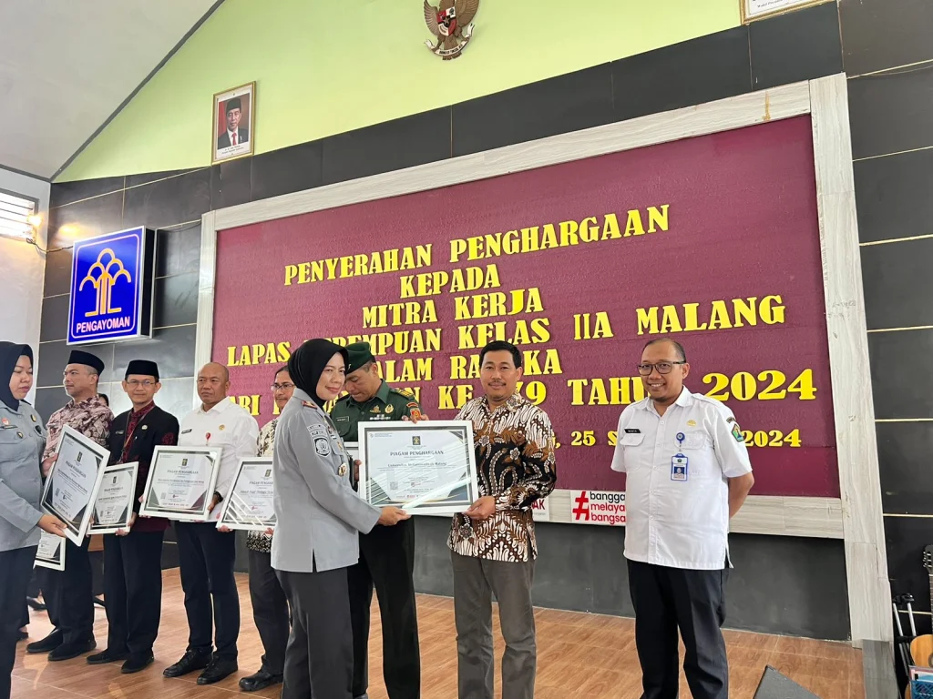 UMM Dapat Penghargaan dari Lapas Perempuan