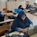 Guru SMP Muhammadiyah 9 Tanggulangin Boarding School Adakan Pelatihan Kepenulisan