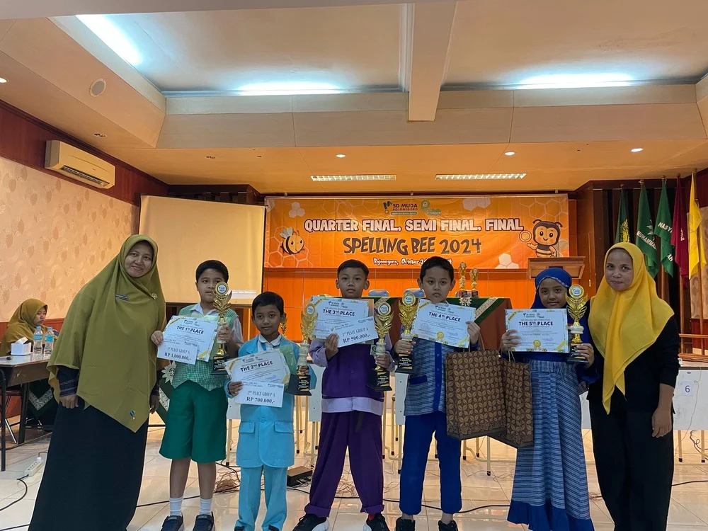 Masih Kelas 2, Siswa Ini Raih Juara 2 dalam Spelling Bee 2024