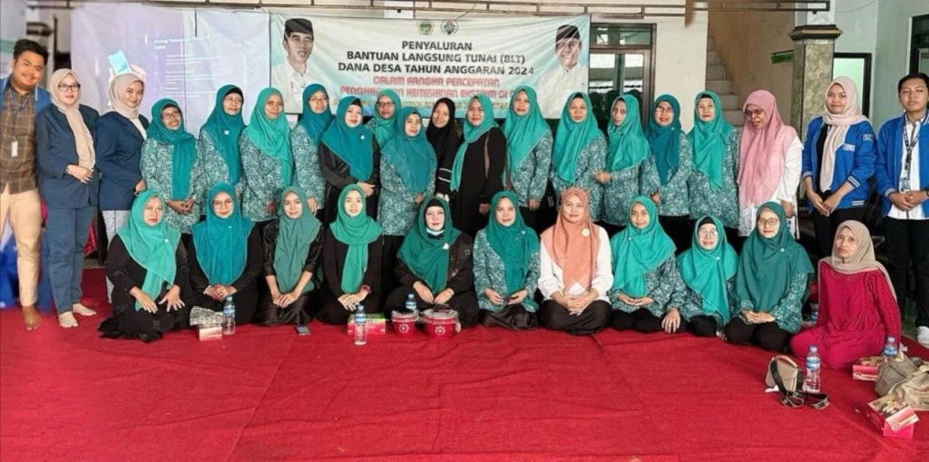 Mahasiswa KKN Tematik UMG Gelar Sosialisasi Trend Bisnis di Era Digital