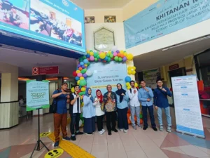 Khitan Massal di RS Haji Surabaya: Sinergi Rotary Club dan Mahasiswa MARS UM Surabaya