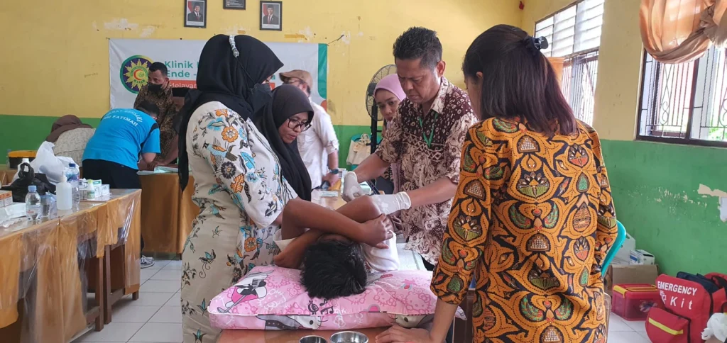 Khitan Massal Meriahkan Milad ke-112 Muhammadiyah di Kupang