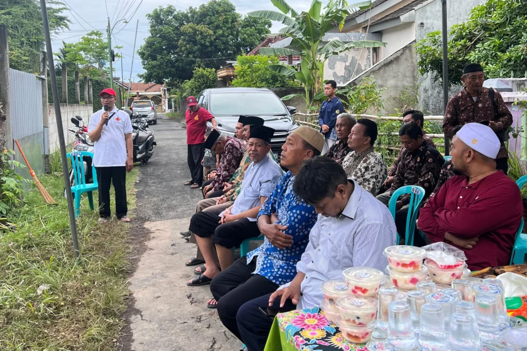 Peletakan Batu Pertama Gedung Paud/TK Aisyiyah Ranting Kebalenan