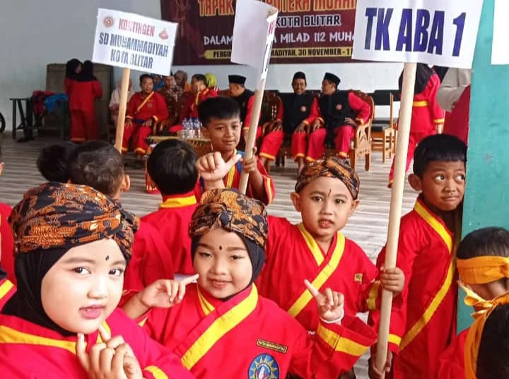 Murid TK ABA 1 Kota Blitar Ikuti Kejurda Tapak Suci dalam Peringatan Milad Ke-112 Muhammadiyah