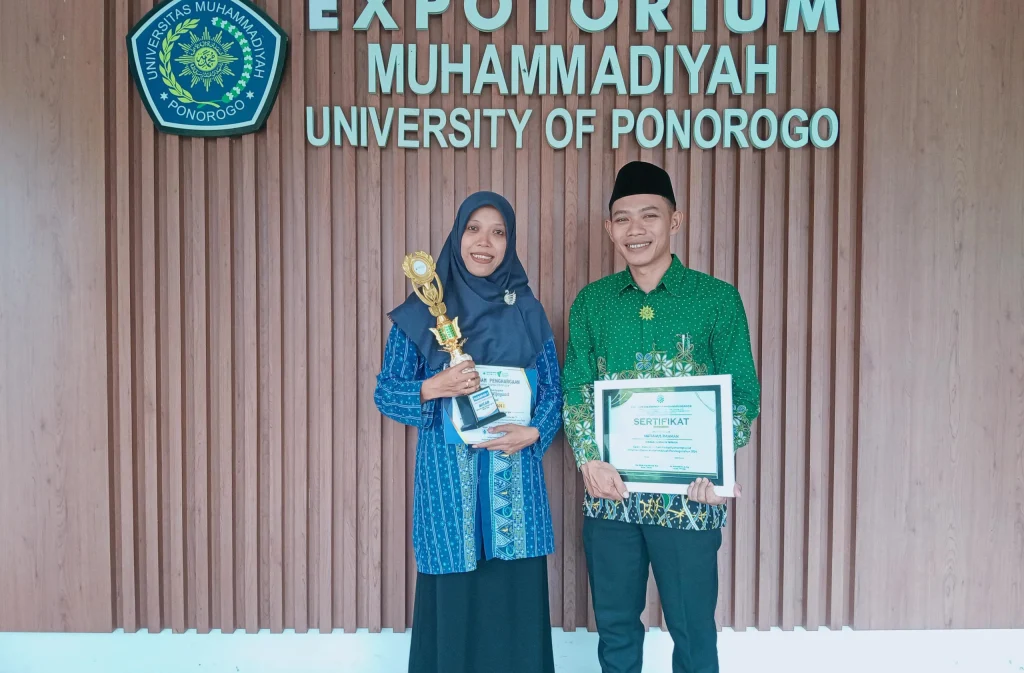 Kepala dan Guru MIM 14 Prestisius Raih Penghargaan Pada Milad Muhammadiyah 112