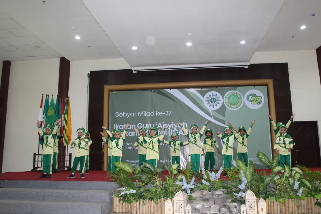 Tampilan Senam Tunas Athfal Tutup Gebyar Milad ke-27 IGABA dan Launching Pandu Tunas Athfal Hizbul Wathan Gresik