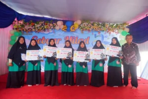 SD Mudabo Apresiasi Guru dan Pegawai pada Milad ke-20 tahun