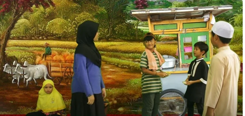 Para Siswa Kelas 5 Kreatif 20 Lestarikan Budaya Jatim dengan Bermain Ludruk