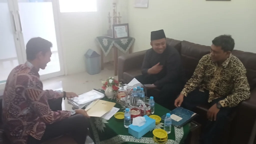 Majelis Dikdasmen dan PNF Banyuwangi Adakan Monitoring PAS/SAS di SMA Muha Genteng