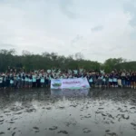Libatkan Ratusan Pelajar, Kehutanan UMM Tanam 1000 Mangrove di Probolinggo