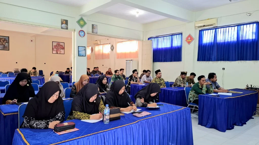 Guru SMA Muha Gelar Training Aplikasi Raport Semester Gasal