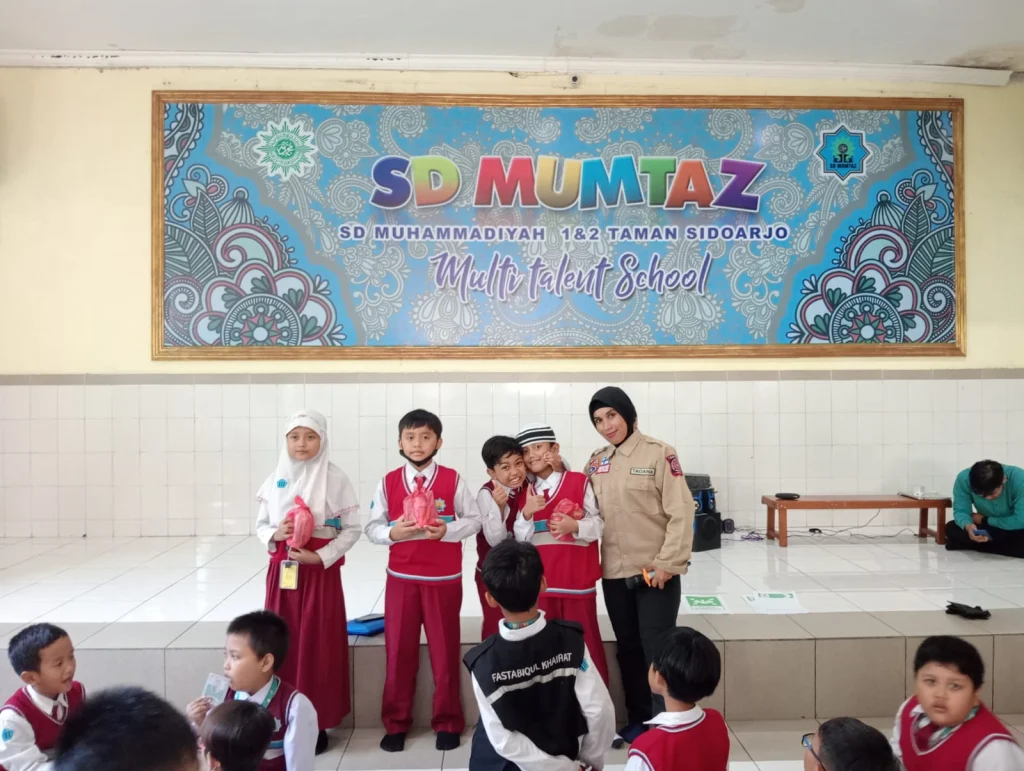Keseruan Siswa SD Mumtaz Ikuti Sosialisasi Mitigasi Bencana bersama Tim Tagana