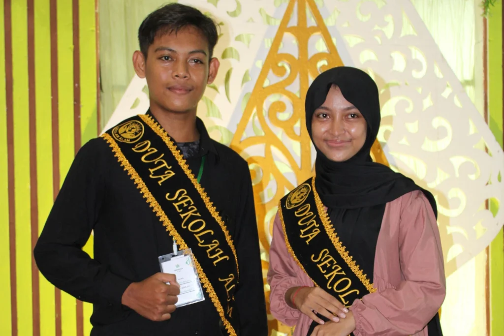 Yoga Arya Pratama dan Zarina Ulfah, Wajah Baru Duta Sekolah Alam Sumenep