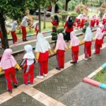 SD Muhammadiyah Kota Blitar Gelar Outbound Edukatif Hari Pertama untuk Murid Kelas Bawah