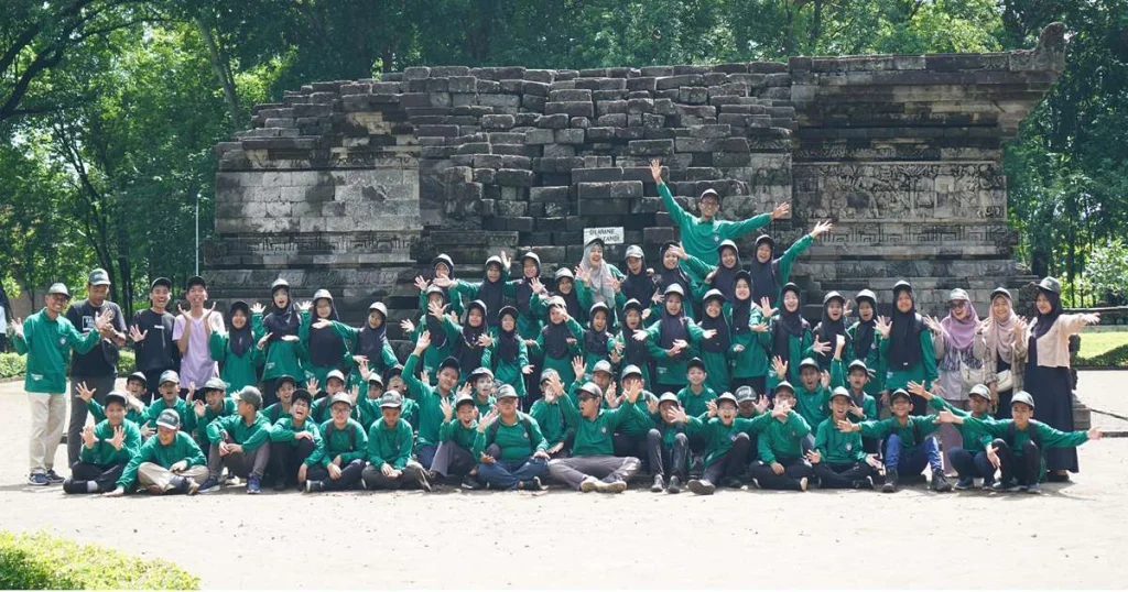 OWEH Tak Hanya Sekedar Belajar, Mengukir Memori Indah Murid SDMM