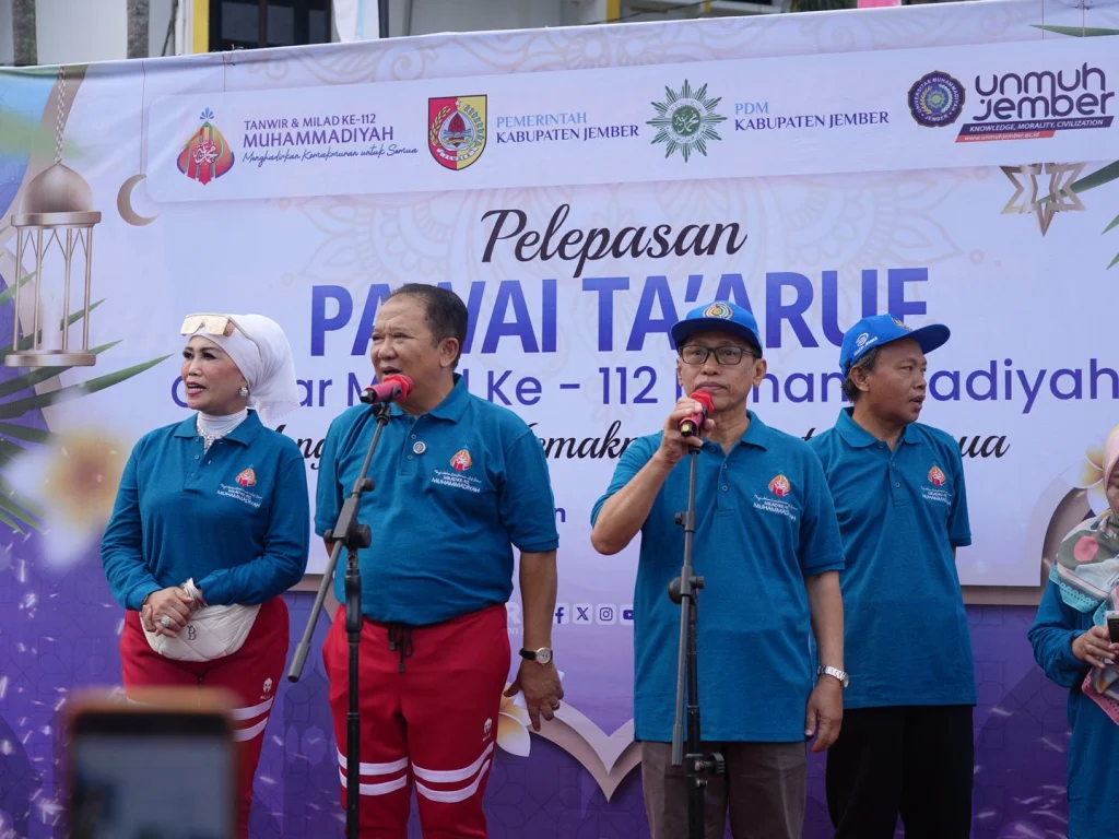Alun-alun Jember Nusantara Dipenuhi Ribuan Warga Muhammadiyah