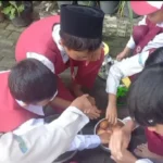 Murid SD Muhammadiyah Blitar Antusias Mengikuti Cooking Class Dalam Dauroh Tahfidz