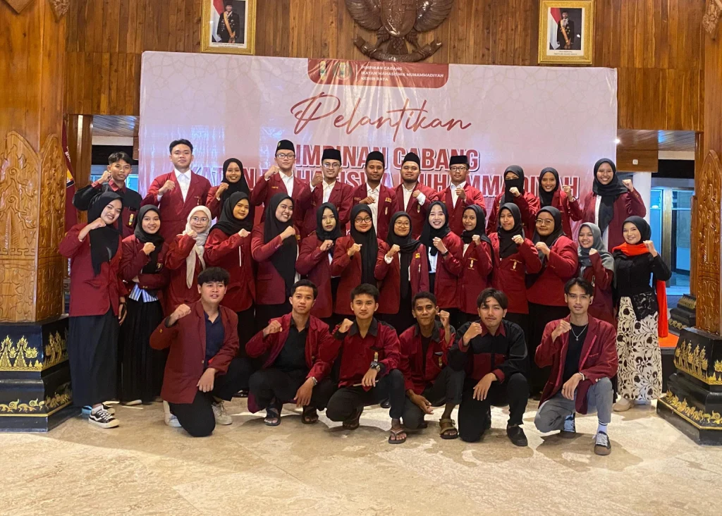 Pelantikan PC IMM Kediri Raya 2024-2025: Membangkitkan Energi Konstruktif, Untuk IMM Kediri yang Produktif