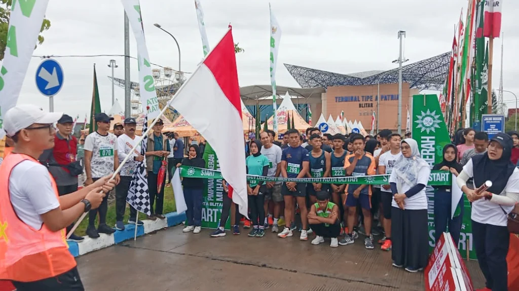 Pemberangkatan Fun Walk and Epic Run PDM Kota Blitar 2024, Semarak Milad Ke-112 Muhammadiyah