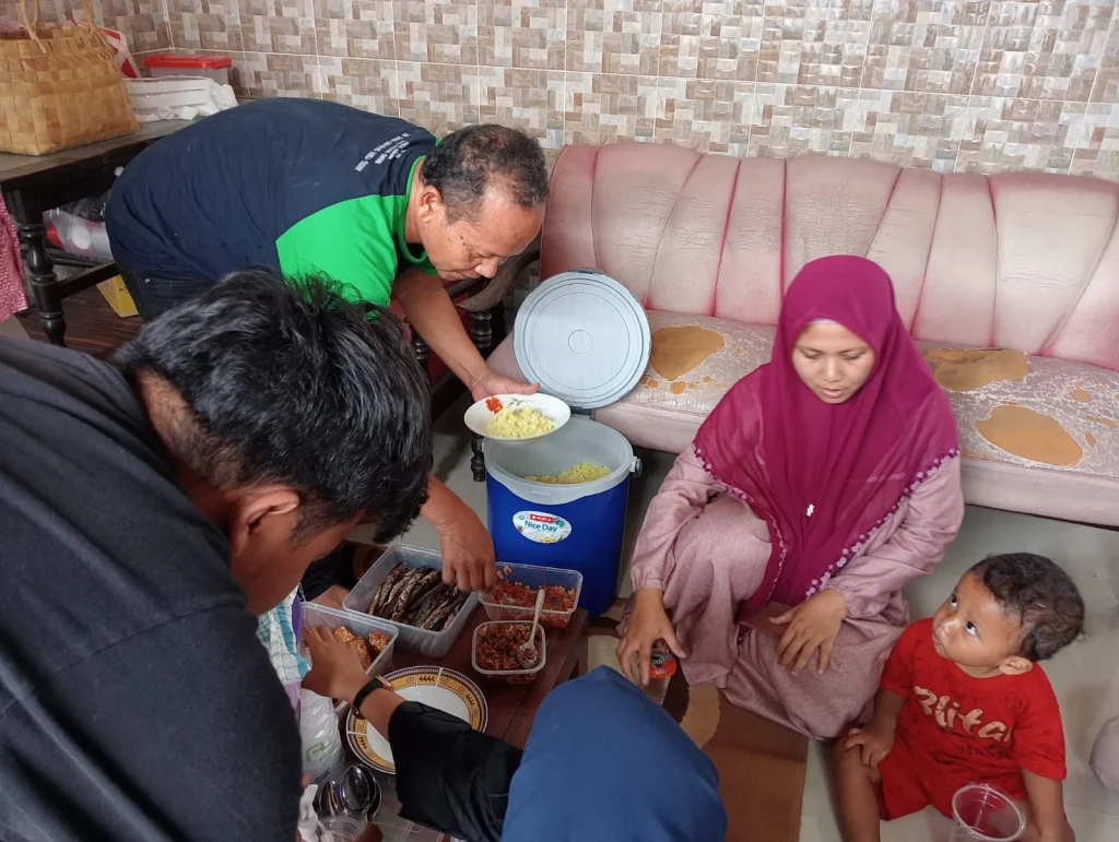 Menikmati Sego Muduk Khas Sendangagung, Sebagai Menu Utama Reuni Keluarga