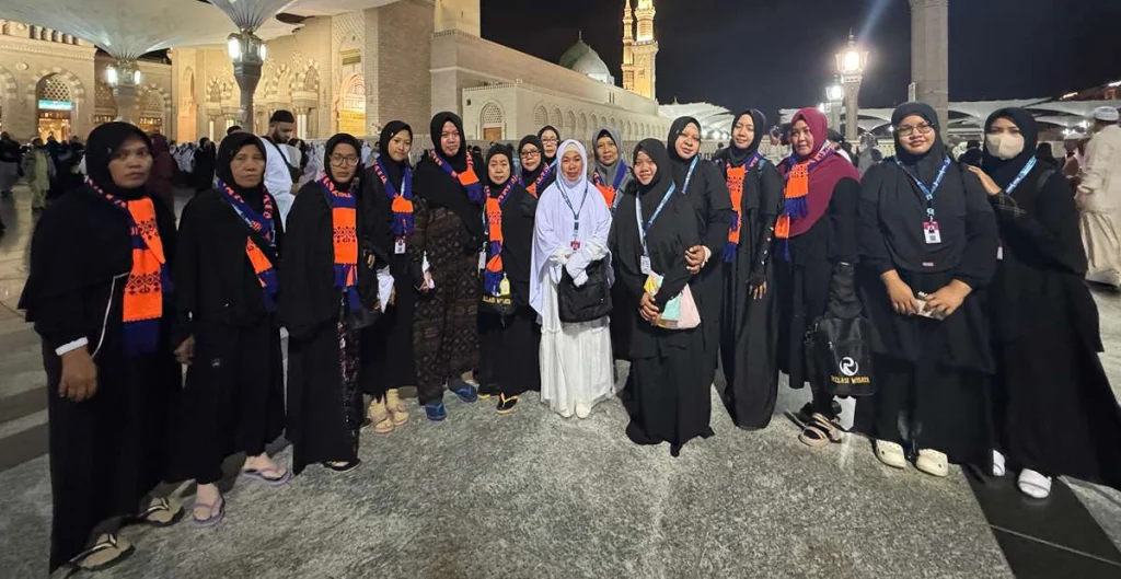 Tangis Bahagia Menggenangi Raudhah: Pengalaman Pertama di Tanah Suci