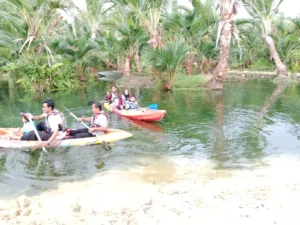 Guru MIM 08 Kandangsemangkon Awali Semester Genap 2024-2025 dengan Refreshing ke Suruan Eco Park, Intip Keseruannya