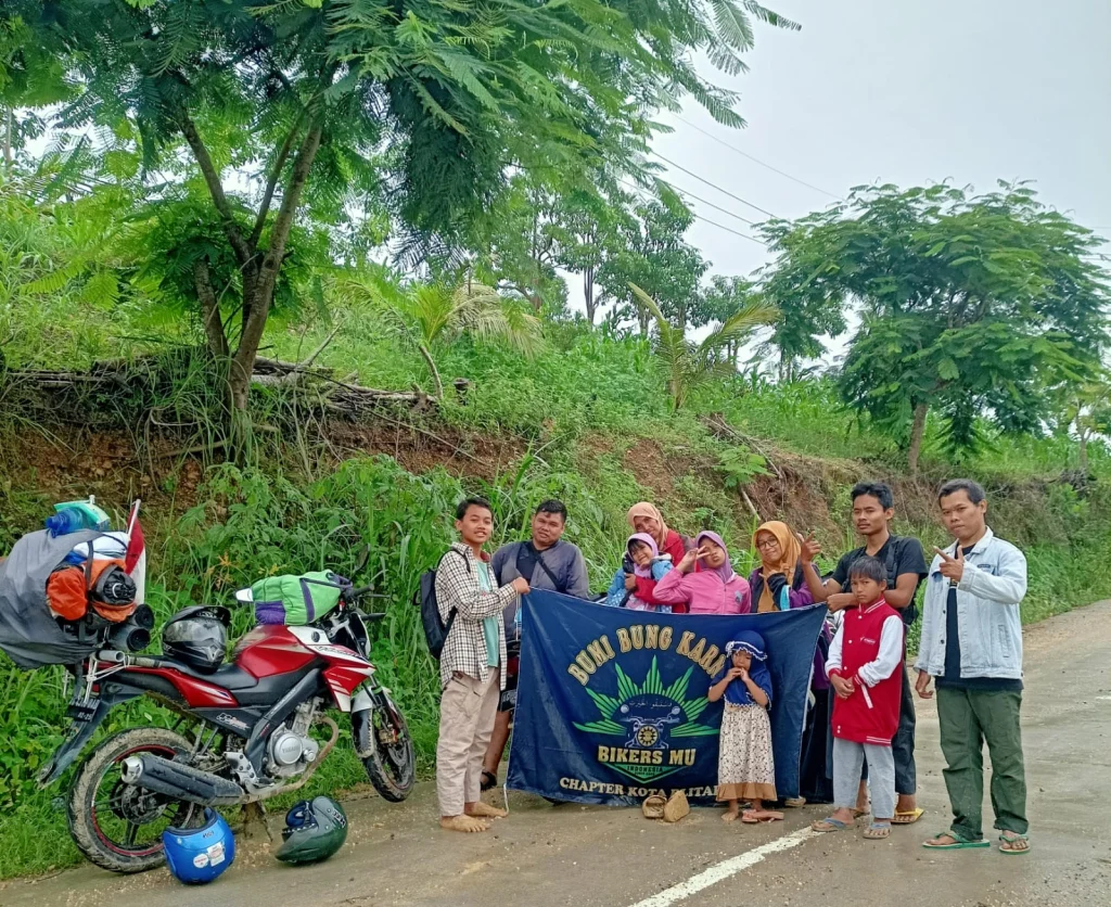 Melaju Bersama Dakwah: Harmoni BikersMu di Pantai Selatan Blitar