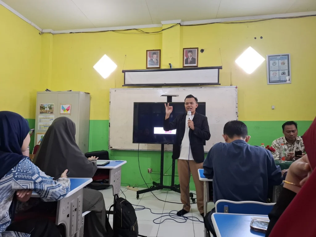 Mini Workshop SD MUSADA, Belajar Desain Grafis