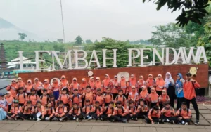 Antusiasme Siswa SD Muhammadiyah 1 Wringinanom Outbound ke Lembah Pandawa