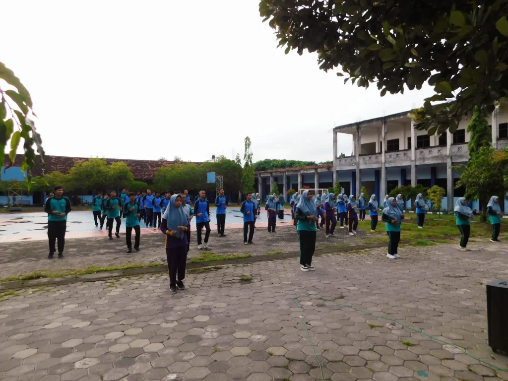 Smampat Gelar Senam Kesehatan Jasmani
