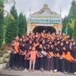 Study and Research Madtsamutu Pondok Modern Paciran Kunjungi Flora Santera de Laponte