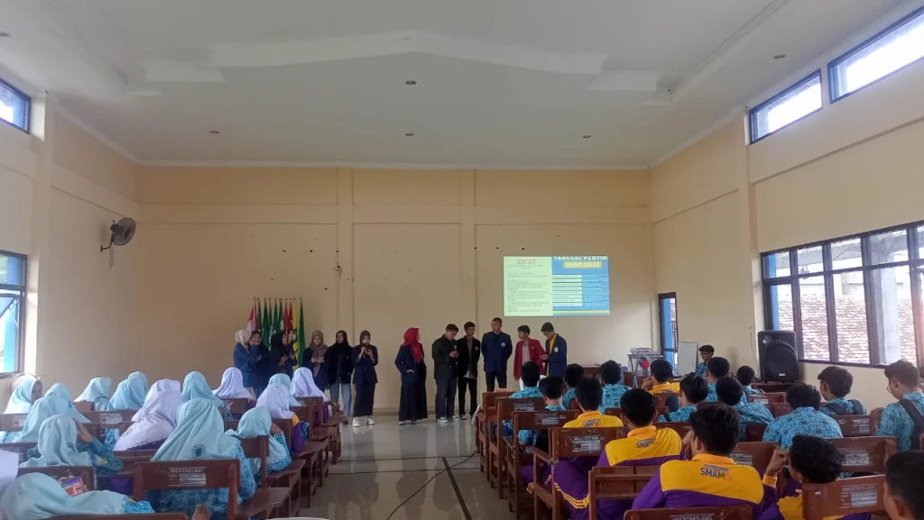 Sosialisasi Alumni Smampat Tentang Kuliah