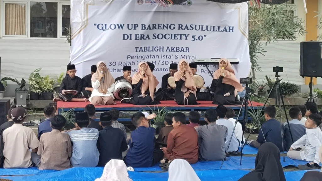 Glow Up Bersama Rasulullah: Santri MBS Porong Antusias Hadiri Tabligh Akbar