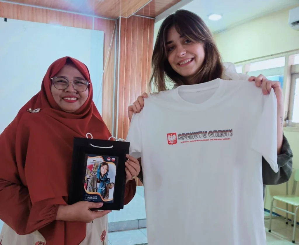 Farewell Party Tutup Kegiatan Native Teacher di Spemutu