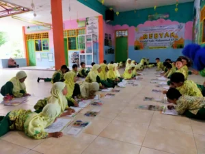 Lomba Mewarnai Turut Meriahkan Milad TK ‘Aisyiyah 09 Sidayu ke-52