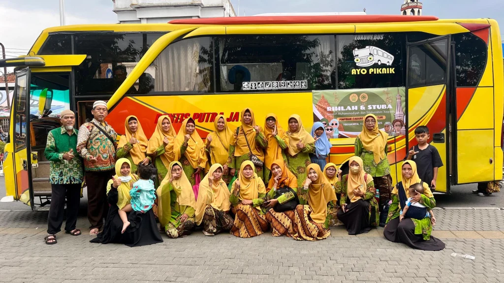 PCA Turi Selenggarakan Ngangsu Kawruh ke Yogyakarta