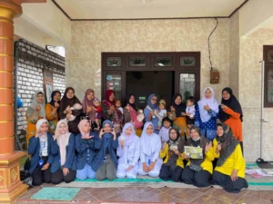 Cookies Kelor: Camilan Sehat Untuk Ibu dan Anak, Mahasiswa KKN UMG Gelar Sosialisasi Gizi